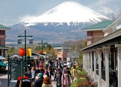 Gunung-Fuji-dari-Gotemba-Premium-Outlets