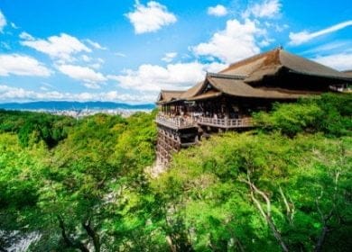 Kuil-Terindah-di-Kyoto-Kiyomizudera-di-musim-panas