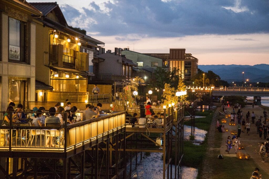 Tempat Makan di Sekitar Sungai Kamogawa