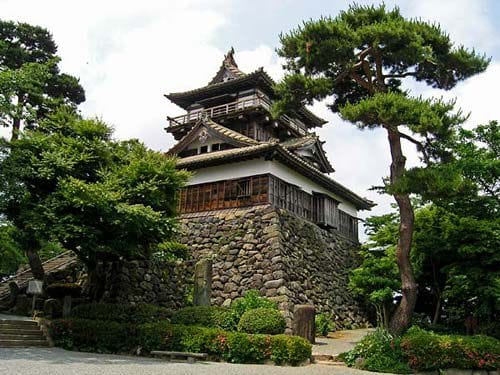 Maruoka Castle