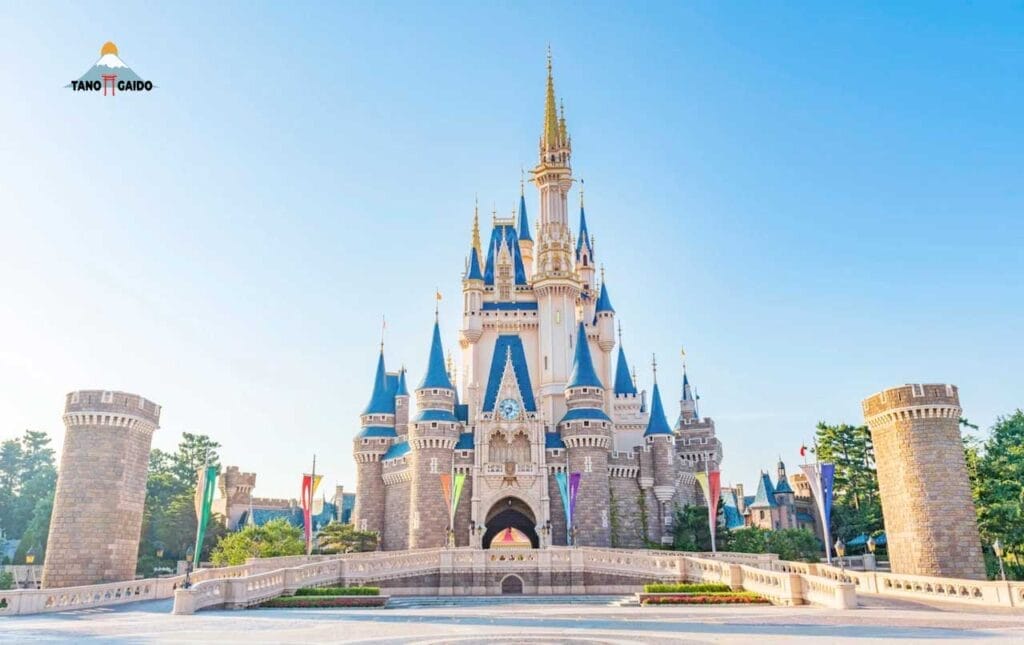 paket tour 7 hari 6 malam disneyland dan universal studio japan