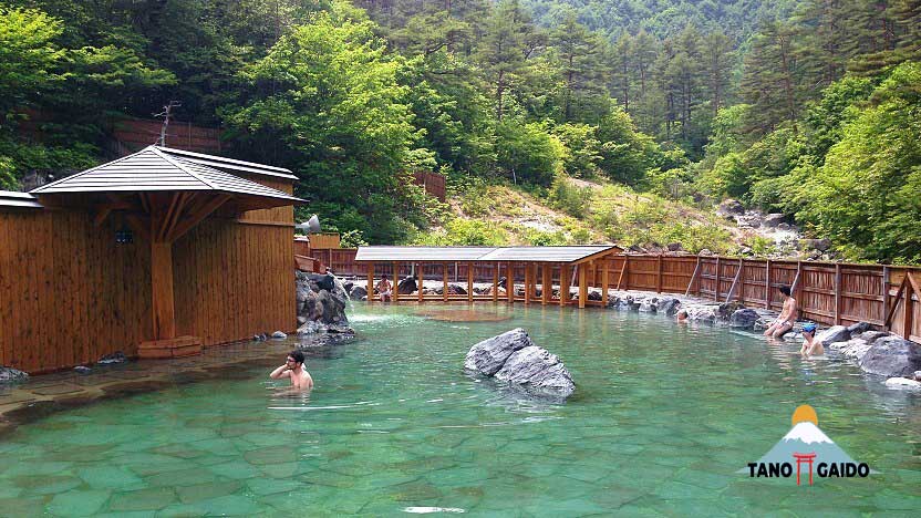 Suasana di Kusatsu Onsen