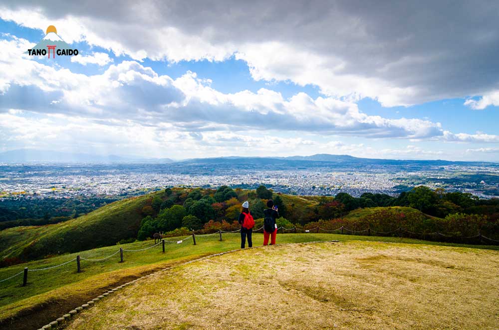 panorama alam gunung wakakusa