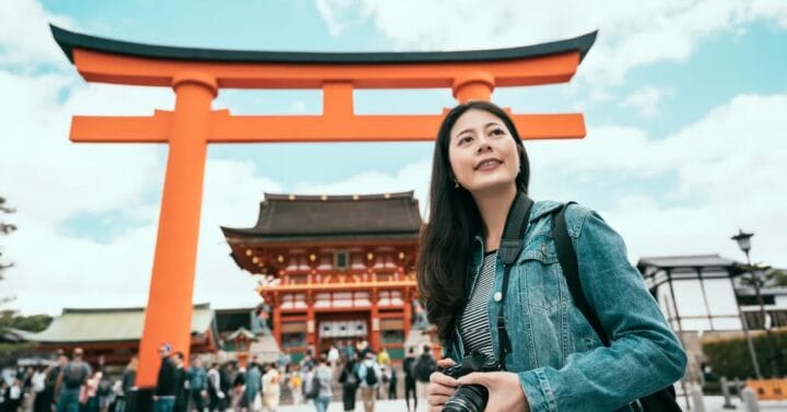 Perbandingan Biaya Tour Terorganisir dan Solo Traveling di Jepang